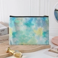 Bunte Kosmetiktasche mit Krokodilmuster, Regenbogenfarben und Handschlaufe - Groß / Blau-Gelb