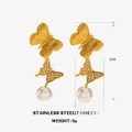 Goldene Schmetterlingsohrringe aus Edelstahl mit Perlen und Zirkonia, 4cm Höhe - Polierte Schmetterlingsohrringe (ZN908) / Gold