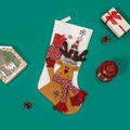 Calza di Natale con renna 3D, sciarpa rossa e motivi decorativi di fiocchi di neve - Stile Alce