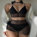 Schicker schwarzer vierteiliger Bikini mit Netzrock und 3D-Rosen-Blumenakzenten - S / Schwarz