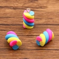 Bunter Eiscreme-Anhänger aus Harz in Rosa, Gelb und Blau im Spiraldesign für DIY-Schmuck - Rosa Gelb Blau Spirale