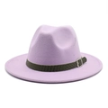 Dettaglio cappello fedora in lana lavanda con fascia intrecciata scura e fibbia - M (56-58cm) / viola taro