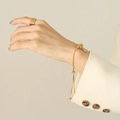 Elegantes 18K vergoldetes Zirkon Armband mit verstellbarem Verschluss und Textur Ring - 25cm(Verstellbar) / Gold