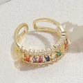 Anello regolabile placcato oro 14K con cristalli arcobaleno e doppie file di zirconi - Fila Arcobaleno / Zirconia Colorata