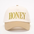 Two-tone baseball cap in cream and khaki with yellow HONEY 3D letter embroidery - One Size / Off-White/Dark Khaki