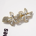 Elegant gold metal hair clip featuring crystal-encrusted flowers and white pearls - Yao Fang Ivory White