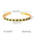 Détail du bracelet en acier inoxydable plaqué or 18K avec zircons verts et dimensions - Style Zircon Carré Vert et Blanc Doré (HC-B20357)