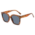 Gafas de sol cuadradas vintage en carey con lentes grises y detalles de remaches dorados - Montura Leopardo Lente Gris