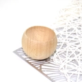 Diffuseur d'huiles essentielles sphérique en bois naturel avec base métallique décorative - Petit Œuf Hêtre