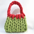 Borsa in maglia grossa fatta a mano in verde e rosso con manici spessi intrecciati - L25cm x A20cm x P20cm [Finito] / Verde Erba + Rosso