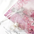 Silver grey organza drawstring gift bag with bow and golden pearl rings inside - Gray with Silver Glitter Bow