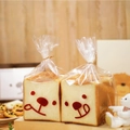 Bakery paper bag with window featuring cute bear patterned toast bread inside - Smiling Bear Pattern / 19x29+4cm