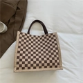 Borsa tote in lino retrò con motivo a scacchi marrone e beige e manici robusti - Cachi