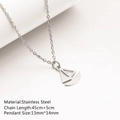 Collier minimaliste en acier inoxydable avec pendentif voilier et finition argentée - Voilier / Argent