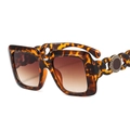 Square tortoise sunglasses with gradient lenses and ornate chain-link temples - Leopard Frame Gradient Tea Lens