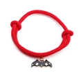 Halloween Armband aus roter Kordel mit schwarzem Fledermaus-Emaille-Anhänger, verstellbar - Fledermaus