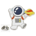 Creatieve astronaut emaille pin met planeet en vlindersluiting voor rugzakken - Astronaut die Planeet Vasthoudt Stijl (A00270)