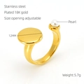 Detail eines 18K vergoldeten Edelstahlrings mit 12mm Perlenscheibe und offener Form - Einstellbar Offen / Gold