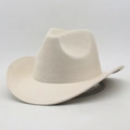 Sombrero vaquero clásico de ante crema con ala ancha enrollada y costuras decorativas de adorno - Talla Única (56-60cm) / Beige