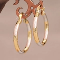 Pendientes de aro tricolores texturizados en oro, oro rosa y plata para mujer - E4513 Pendientes de Aro con Textura de Celosía 3D en Tres Colores