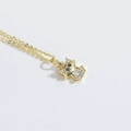 Collier Winnie l'Ourson doré avec zircones étincelantes sur une chaîne minimaliste - Chat en Zirconia Blanc (XL3221-5)