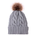 Gorro de punto gris para mujer con pompón de pelo sintético marrón para el invierno - Talla única / Gris