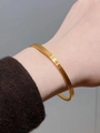 [25] Gold-colored 4mm Smooth Bangle