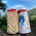 Traditionelles handgemachtes Nepal-Seil-Räucherwerk mit roten Spitzen auf Steinboden - Nag Champa / 40 Stück/Packung