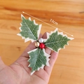 Artificial Christmas holly leaves with red gold and silver berries 13cm decoration - Tricolor Berry Holly Leaf (13cm)
