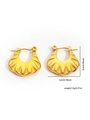 Macro shot of 2cm golden shell texture hoop earrings with size and weight details - Gold Sea Shell Texture Hoop Style (#0238)