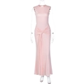Detail van roze mouwloze maxi-jurk met knoop in de taille en geplooide ruches details - S / Roze