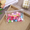 Élastiques à cheveux en peluche colorés dans un sac transparent sur plateau tissé - Multicolore Néon Lot de 20