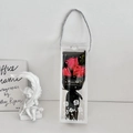 Tre rose di sapone rosse in involucro nero con scatola regalo trasparente e manico - Rosa Rossa Con Confezione Regalo