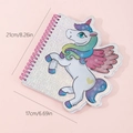 Quaderno a spirale con unicorno glitterato e accenti arcobaleno su sfondo rosa pastello - Unicorno Stile 1