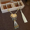 Collier en zircon de style chinois avec glands en perles et pendentif serrure Ruyi - Style Frange Verrou Ruyi Perle Jaune (31#)