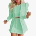 Ensemble trois pièces pour femme avec blazer, gilet et jupe courte en vert menthe - Vert clair