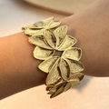 Goldenes Blattarmband mit strukturierter Schichtoptik aus poliertem Edelstahl - Gold (SS-YS082-G)