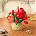 Mini cesto di fiori di rose in mattoncini rossi e rosa per decorazione da tavolo - Festa di Vermiglio (M3082)