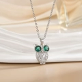 Vintage Eulen-Halskette in Silber mit grünen Edelsteinaugen und Kristall-Pavé-Anhänger - Silberne Eule/Grüne Augen Vollbesetzt