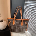 Vintage tote bag featuring yellow geometric print and brown faux leather trims - Brown