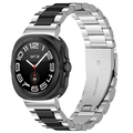 Detalle de la correa bicolor de acero inoxidable con hebilla grabada para Samsung Watch Ultra - Universal para Watch8 / 8Classic / Mezcla Plata-Negro (Conector de Acero Inoxidable)