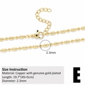 Dettaglio della catena a sfere in acciaio inossidabile placcato oro 18k con chiusura - Stile E Catena a Perline Cilindriche 2.3mm
