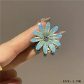 Mini blue daisy hair claw clip with crystal center and gold alloy base in 2.7cm size - 34# Teal Flower