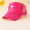 Detail der rosafarbenen Trucker-Mütze mit Kreuzdruck und inspirierender Texttypografie - Einheitsgröße / Fuchsia