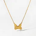 Elegante goldene Schmetterlingskette mit 3D-Flügeln und feiner Metallgliederkette - Goldene Schmetterlingshalskette (D1183)