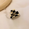 Pinza de pelo elegante de acetato con patrón de tablero de ajedrez blanco y negro para peinados - Cuadros Blancos y Negros