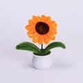 Tournesol orange fait main en fils chenille dans un pot minimaliste blanc en céramique - Tournesol (Pot Blanc) / Orange