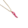 Charmante vergoldete Kupferkette mit einem rosa Chili-Anhänger und weißen Sternen - Rot
