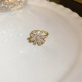 Anillo ajustable de flor dorada con pétalos de circón marquise de estilo lujoso - 7# Anillo - Flor Giratoria Dorada...