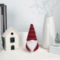 Gnomo di Natale in maglia rossa con cappello a onde verdi e lunga barba bianca - Rosso Appeso 1-02